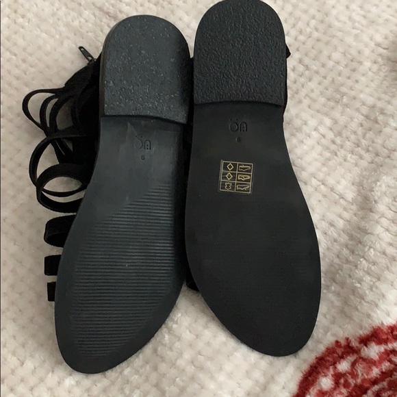 Urban Outfitters Sandals - Picture 3 of 3